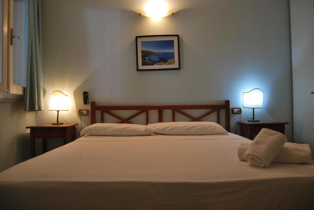 Residence Sole Dell'Argentario Porto Santo Stefano  Exteriör bild